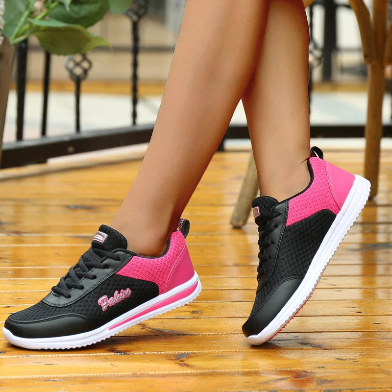 2025 New Women's Sneakers Fashion Vulcanized Shoes Woman Outdoor Casual Sneaker Woman Lace Up Women Sneakers Tenis Feminino