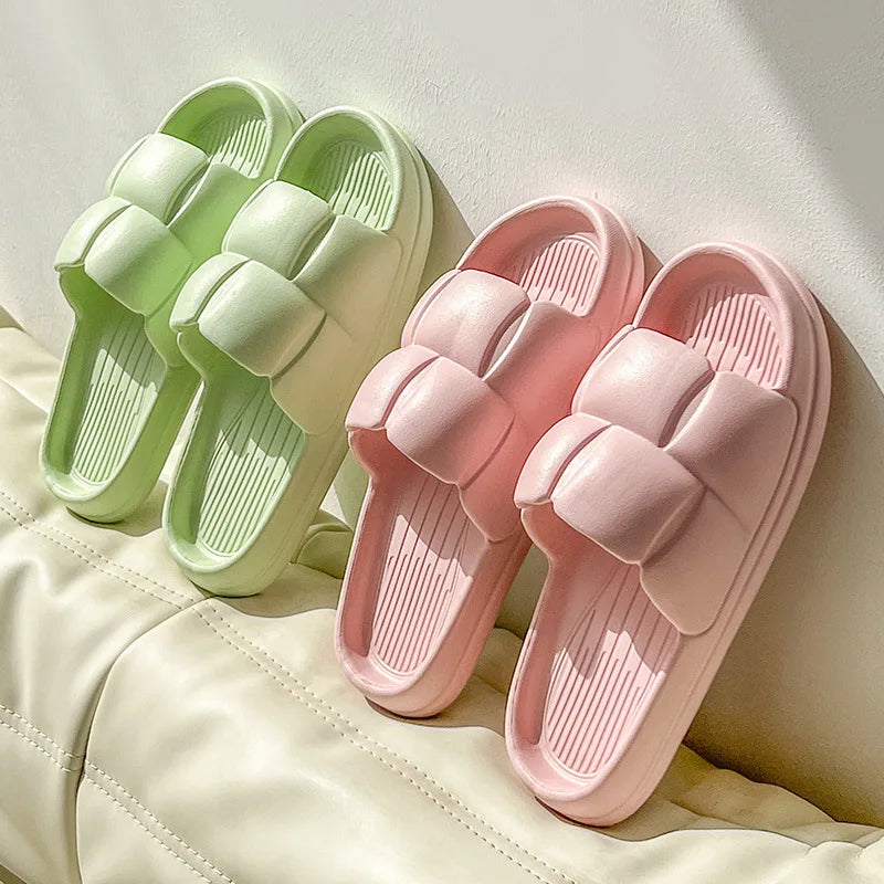 Summer Fashion Beach Thick Platform Slipper Women Korean Eva Slippers for Home Flip Flops Ladies Fashion Soft Sole Cloud Sandals